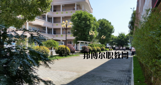 青田縣職業(yè)技術(shù)學(xué)校怎么樣，好不好