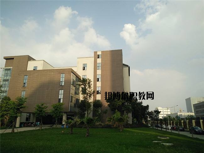 四川省自貢倍樂職業(yè)技術(shù)學(xué)校2020年報(bào)名條件、招生要求、招生對(duì)象
