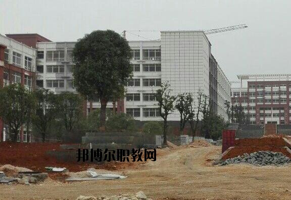 松桃苗族自治中等職業(yè)學(xué)校2020年報(bào)名條件、招生要求、招生對(duì)象
