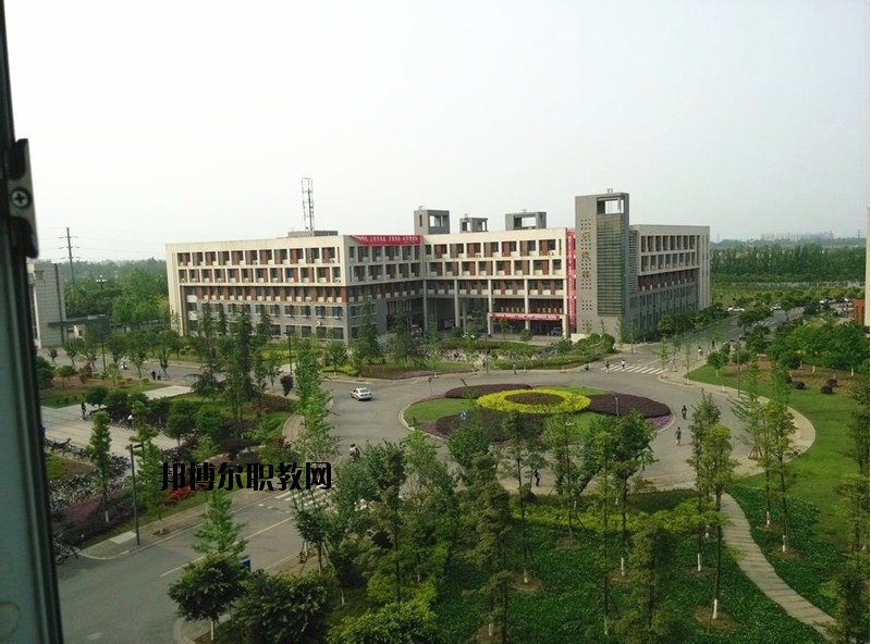 麻城木子店高級職業(yè)中學怎么樣、好不好