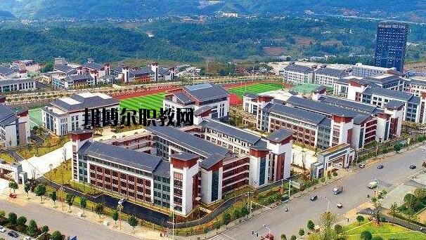 大方綜合職業(yè)技術(shù)學校2020年報名條件、招生要求、招生對象