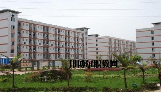 四川機(jī)電技術(shù)學(xué)校2020年報(bào)名條件、招生要求、招生對象