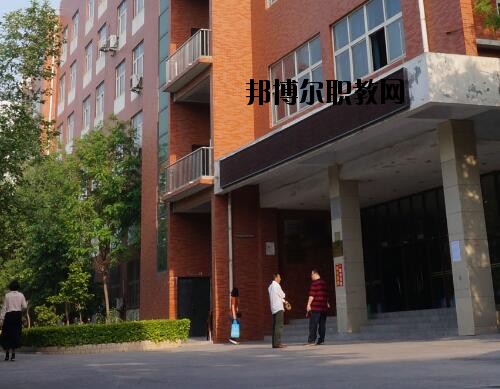 河南理工中等專業(yè)學校2021年報名條件、招生對象