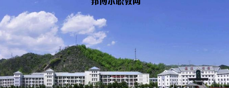 欒川中等職業(yè)學(xué)校2021年報(bào)名條件、招生要求、招生對(duì)象