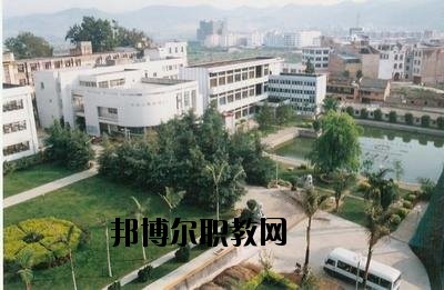 文山三鑫中等職業(yè)技術(shù)學(xué)校2020年報(bào)名條件、招生要求、招生對象