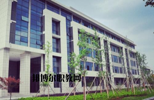寧海第一職業(yè)學校2020年報名條件、招生要求、招生對象