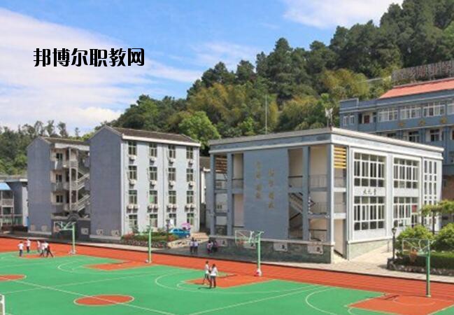 蒼南縣金鄉(xiāng)職業(yè)學(xué)校2020年報名條件、招生要求、招生對象
