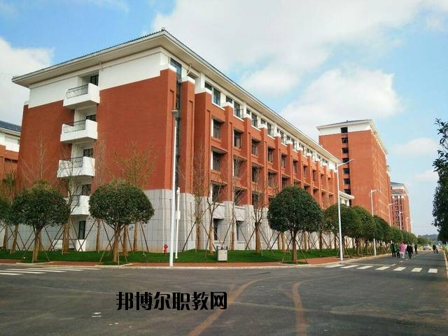 洪湖理工中等職業(yè)學(xué)校怎么樣、好不好