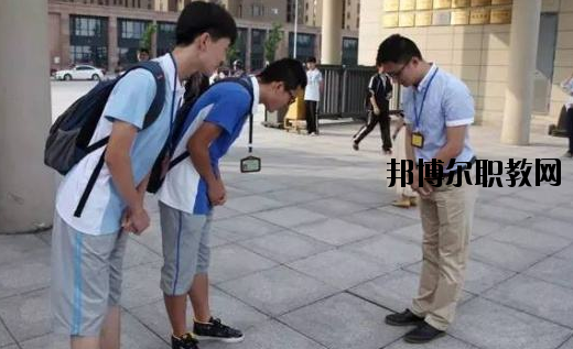 舟山普陀旅游職業(yè)技術(shù)學(xué)校2020年招生辦電話(huà)