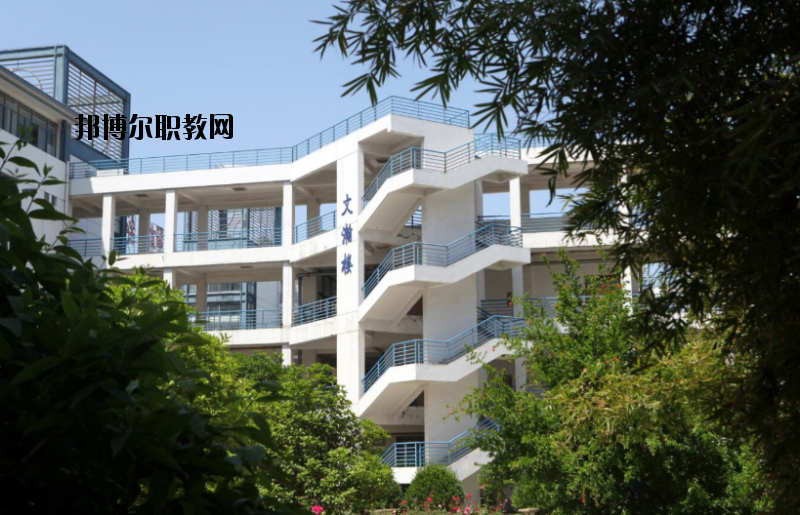 江蘇財經(jīng)職業(yè)技術(shù)學(xué)院2020年報名條件、招生要求、招生對象