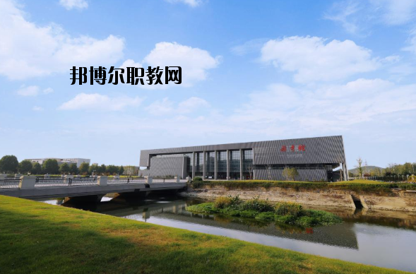 徐州醫(yī)學(xué)院怎么樣、好不好