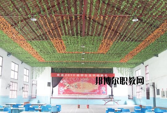 孝感第二技工學(xué)校2020年報(bào)名條件、招生要求、招生對象