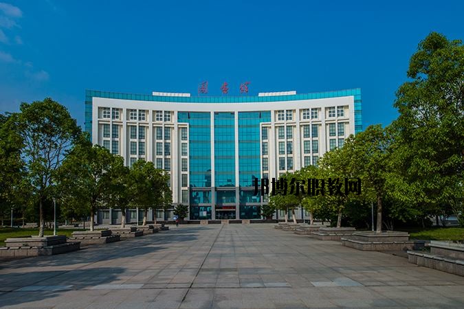 孝感紅人中等職業(yè)學(xué)校2020年報(bào)名條件、招生要求、招生對(duì)象