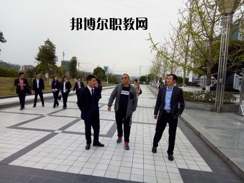 南充應(yīng)用技術(shù)職業(yè)學(xué)校2020年報(bào)名條件、招生要求、招生對(duì)象