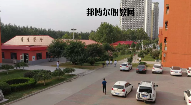 秦皇島渤?？萍贾械葘I(yè)學(xué)校
