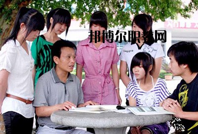 內江奮發(fā)職業(yè)學校2020年報名條件、招生要求、招生對象