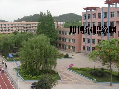遂寧職業(yè)技術(shù)學(xué)校2020年報(bào)名條件、招生要求、招生對象