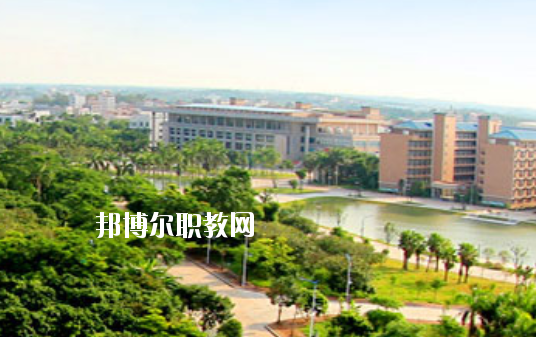 湛江理工職業(yè)學(xué)校2020年報(bào)名條件、招生要求、招生對(duì)象