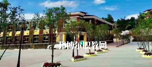 貴州航空工業(yè)技師學(xué)院烏當(dāng)校區(qū)2020年報(bào)名條件、招生要求、招生對(duì)象