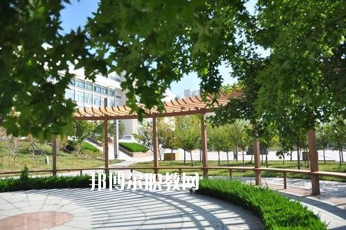 樂(lè)山沙灣職業(yè)高級(jí)中學(xué)怎么樣、好不好