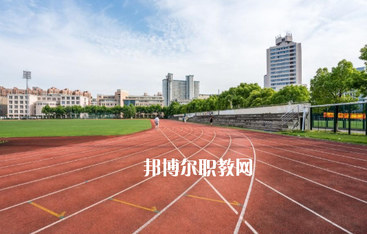 深圳市新鵬職業(yè)高級中學(xué)2020年報名條件、招生要求、招生對象