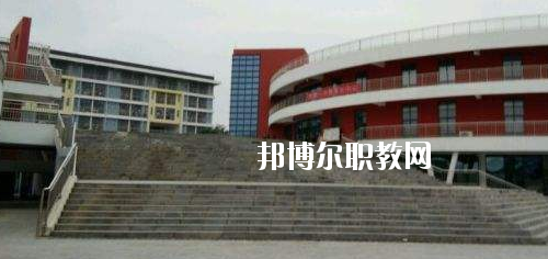畢節(jié)幼兒師范高等專科學(xué)校(中職部)2020年報(bào)名條件、招生要求、招生對(duì)象