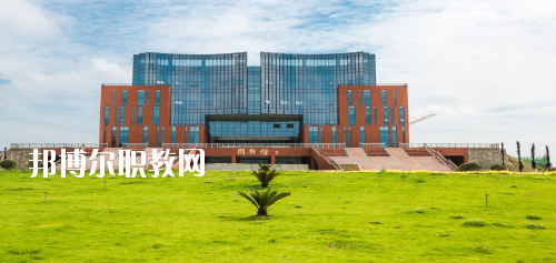 安順職業(yè)技術(shù)學(xué)院(中職部)2020年報(bào)名條件、招生要求、招生對(duì)象