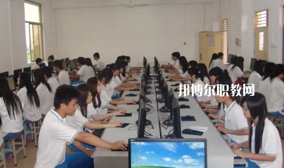 惠州惠陽區(qū)職業(yè)技術(shù)學(xué)校2020年報名條件、招生要求、招生對象
