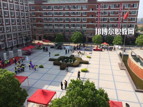 鄭州市財經(jīng)學(xué)校2021年報名條件、招生要求、招生對象