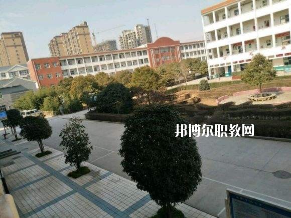 沁陽市職業(yè)教育中心學(xué)校2021年報(bào)名條件、招生要求、招生對(duì)象
