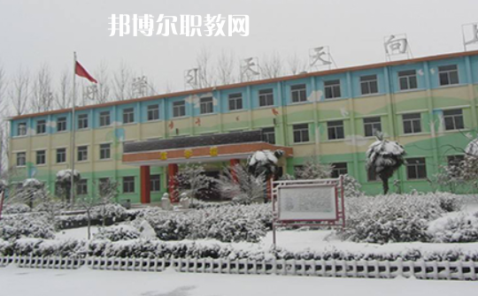淮北市烈山區(qū)中等專業(yè)學(xué)校2020年報名條件、招生要求、招生對象