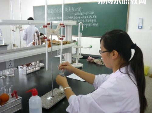 成都2020年讀衛(wèi)?？梢钥即髮W嗎