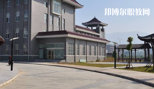安徽黃梅戲藝術(shù)職業(yè)學(xué)院(中專部)2021年報名條件、招生要求、招生對象