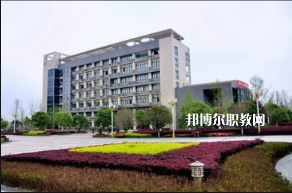重慶2021年有哪些有鐵路學校的大專院校