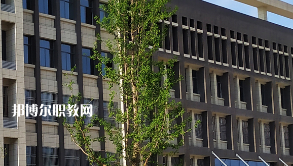 安徽天柱山旅游學(xué)校2021年報(bào)名條件、招生要求、招生對(duì)象