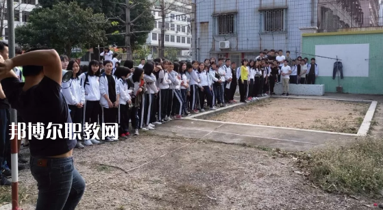 汕頭經(jīng)貿(mào)職業(yè)技術學校2021年學費、收費多少