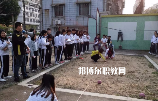 汕頭經(jīng)貿(mào)職業(yè)技術(shù)學(xué)校2021年報名條件、招生要求、招生對象