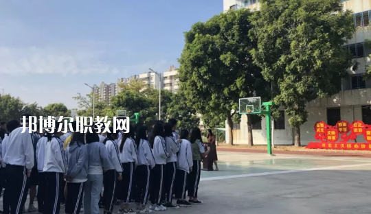 汕頭光明理工職業(yè)技術(shù)學(xué)校2021年報(bào)名條件、招生要求、招生對象