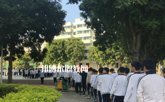 汕頭光明理工職業(yè)技術學校2021年招生辦聯系電話