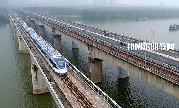 甘肅2020年高鐵學校哪里好