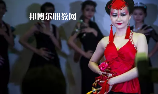 汕頭琪雅美容化妝職業(yè)技術(shù)學(xué)校2021年報(bào)名條件、招生要求、招生對(duì)象