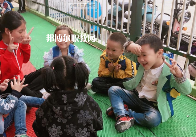 武漢2021年初中生報什么幼師學校最好