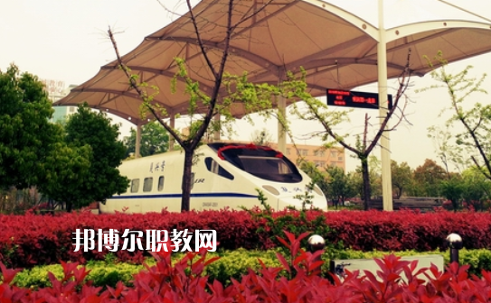 安慶市宜城科技學(xué)校2021年報名條件、招生要求、招生對象 