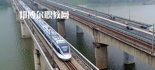 南寧2021年鐵路學校的專業(yè)有哪些