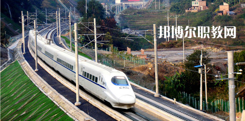 南寧2021年男生可以讀鐵路學校嗎