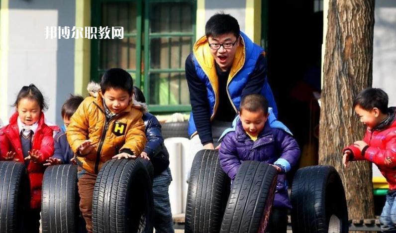 武漢2021年幼師學校有哪些專業(yè)適合男生
