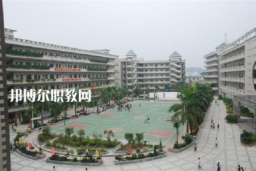 雅安航空工業(yè)聯(lián)合技工學(xué)校2021年報(bào)名條件、招生要求