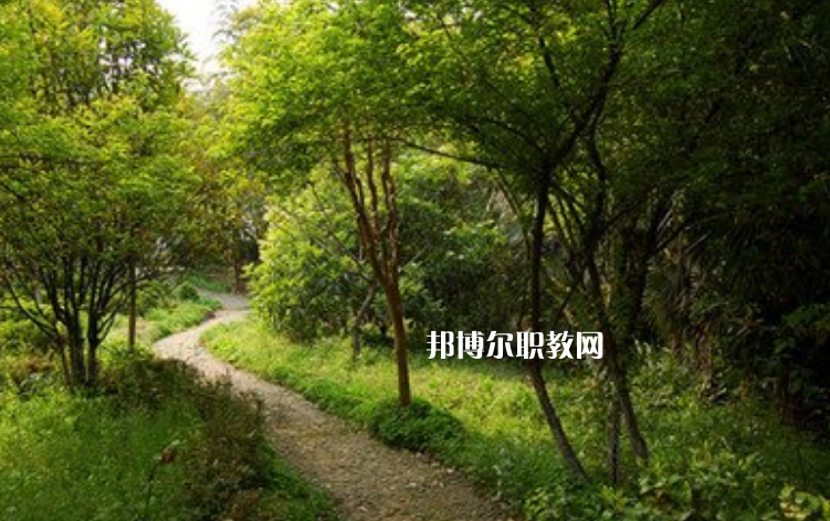 重慶船舶工業(yè)技工學校怎么樣、好不好