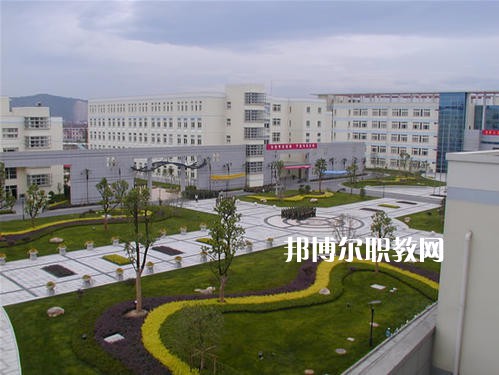 自貢職業(yè)技術(shù)學(xué)校2021年招生錄取分數(shù)線