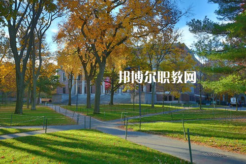 瀘州市工業(yè)技工學(xué)校2021年報名條件、招生要求